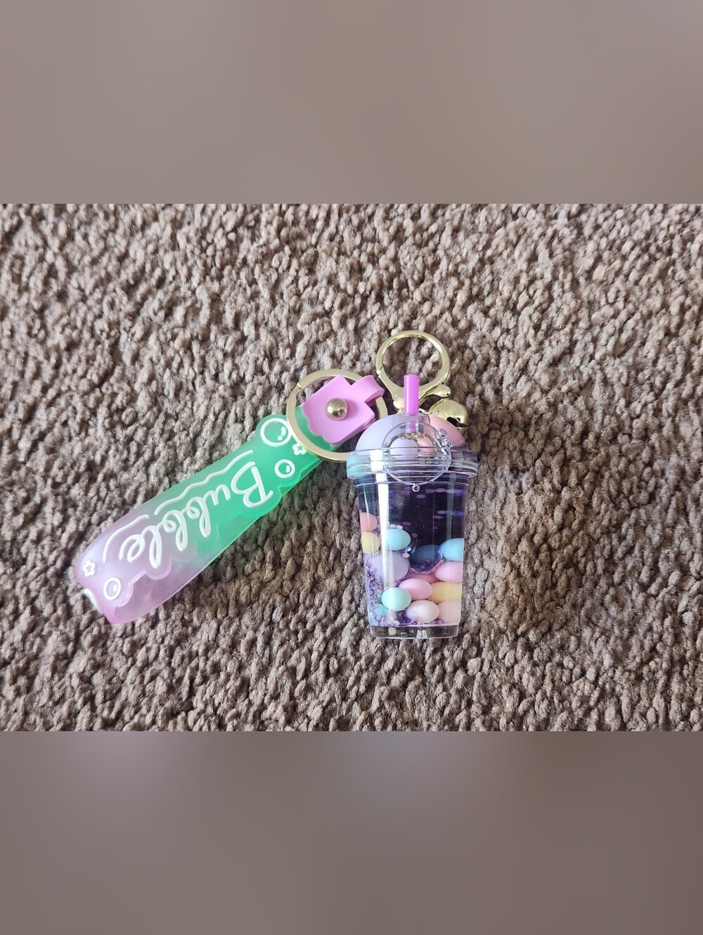 SHEIN Liquid Floating Boba Milk Tea Shaker Keychain